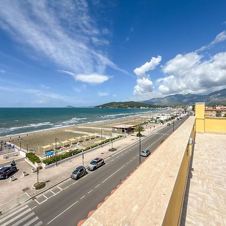 شقة Il Mare In Giardino سكوري المظهر الخارجي الصورة